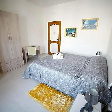 La Casa Dei Sogni Bed & Breakfast 3*