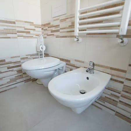 Bed & Breakfast La Casa Dei Sogni 3*